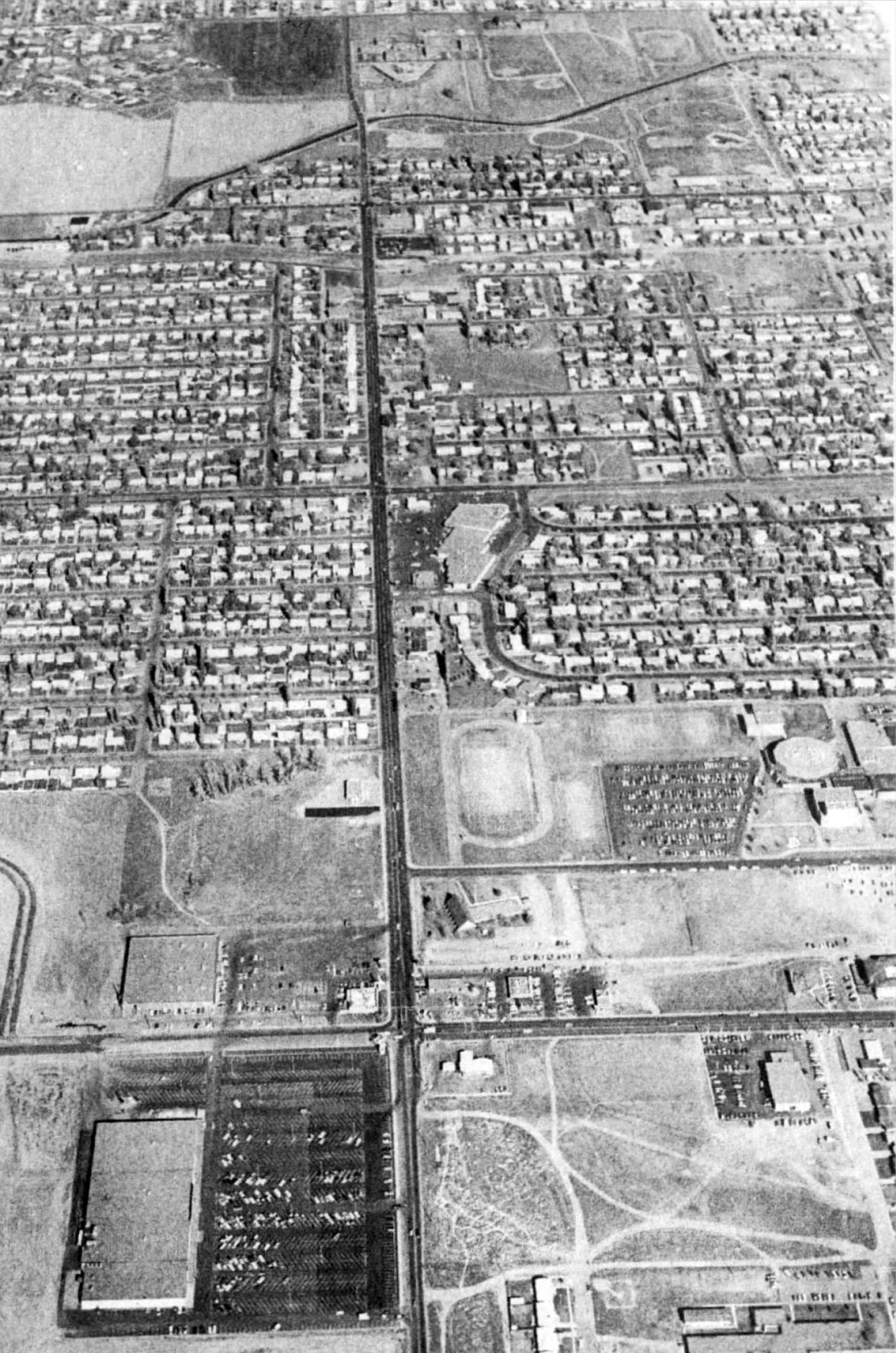 Aerial view of 24th Street West, 1974